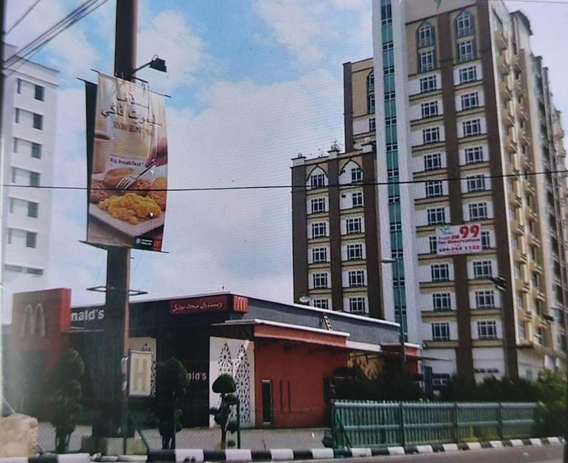The Viana Apartment 1 Kota Bharu Exterior photo